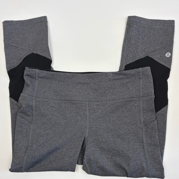 lululemon athletica Pants - Lululemon Pace Rival Crop Leggings
Size 8 Heathered Grey in EUC athleisure